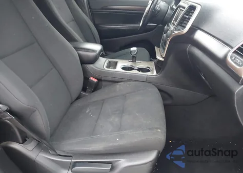 2015 Jeep Grand Cherokee Laredo z USA, uszkodzony, nr VIN 1C4RJFAG6FC602279